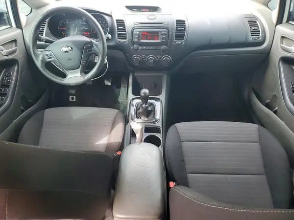 3KPFK4A78HE077676 2017 KIA FORTE - Image 8