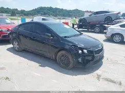 3KPFK4A78HE077998 2017 KIA FORTE