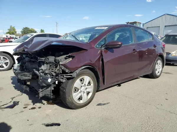 3KPFK4A78HE079878 2017 KIA FORTE - Image 1