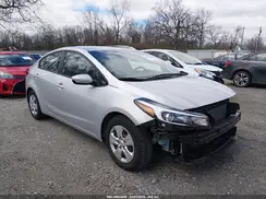 3KPFK4A78HE086250 2017 KIA FORTE