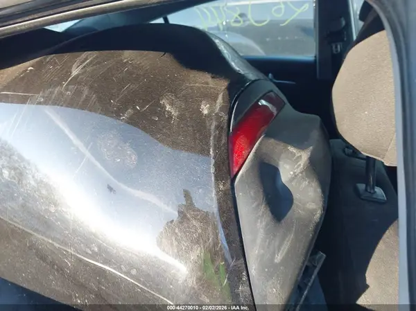 3KPFK4A78HE088614 2017 KIA FORTE - Image 8