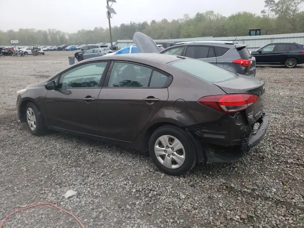 3KPFK4A78HE094428 2017 KIA FORTE - Image 2