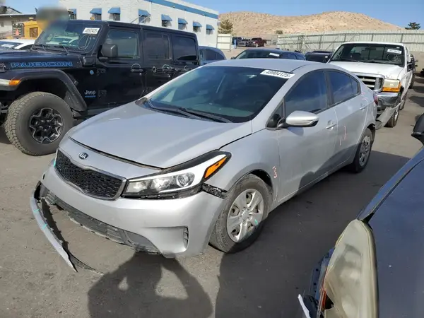 3KPFK4A78HE098723 2017 KIA FORTE - Image 1