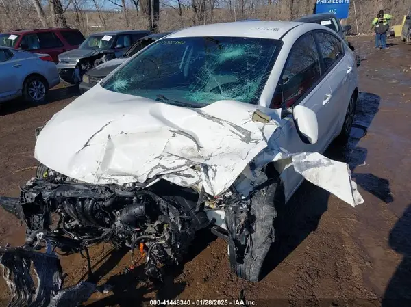 3KPFK4A78HE100311 2017 KIA FORTE - Image 2