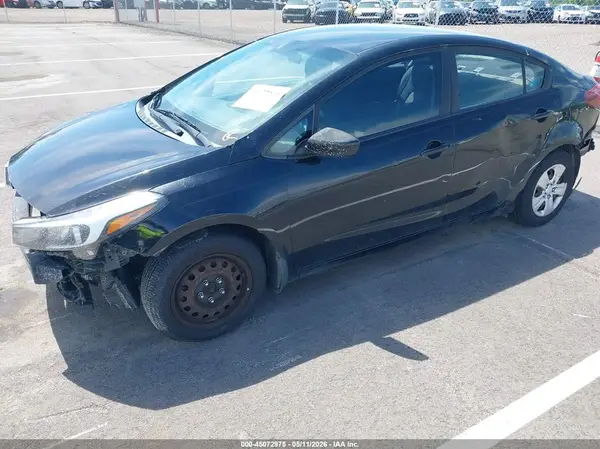 3KPFK4A78HE102866 2017 KIA FORTE - Image 2