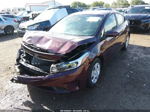 3KPFK4A78HE108506 2017 KIA FORTE - Image 2
