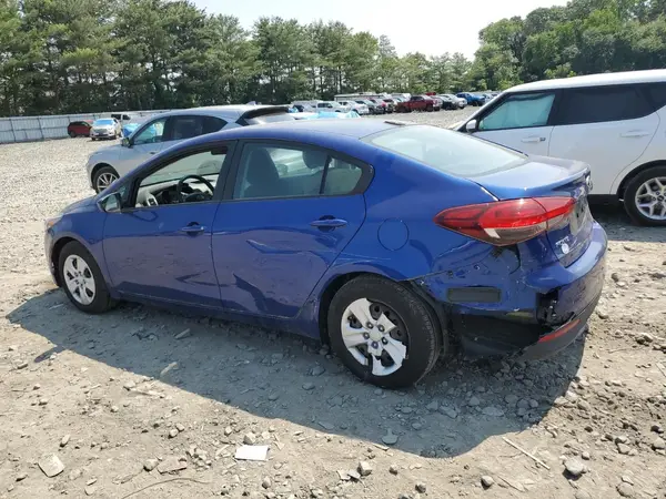 3KPFK4A78HE109669 2017 KIA FORTE - Image 2