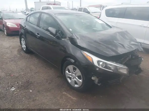 3KPFK4A78HE110191 2017 KIA FORTE - Image 1