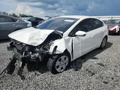 3KPFK4A78HE111888 2017 KIA FORTE