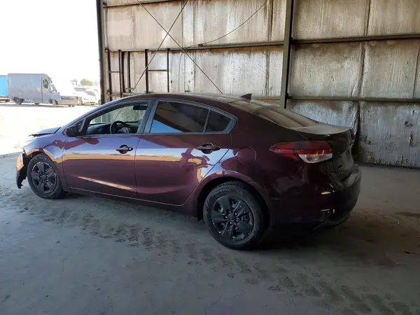3KPFK4A78HE115469 2017 KIA FORTE - Image 2