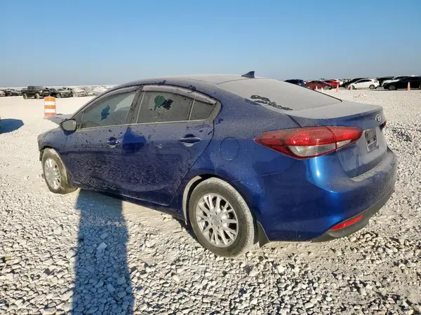3KPFK4A78HE120901 2017 KIA FORTE - Image 2