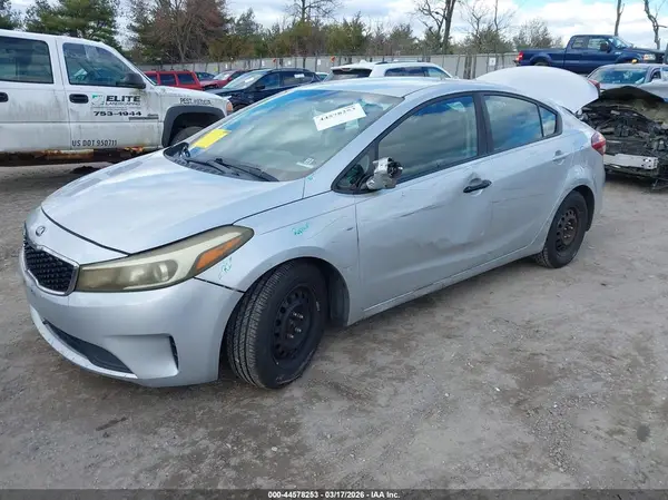 3KPFK4A78HE123491 2017 KIA FORTE - Image 2