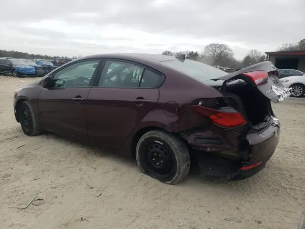 3KPFK4A78HE126021 2017 KIA FORTE - Image 2
