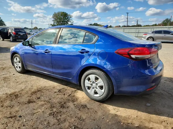 3KPFK4A78HE128206 2017 KIA FORTE - Image 2