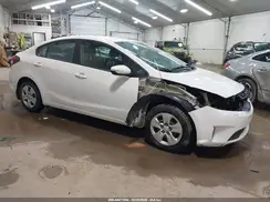 3KPFK4A78HE129193 2017 KIA FORTE