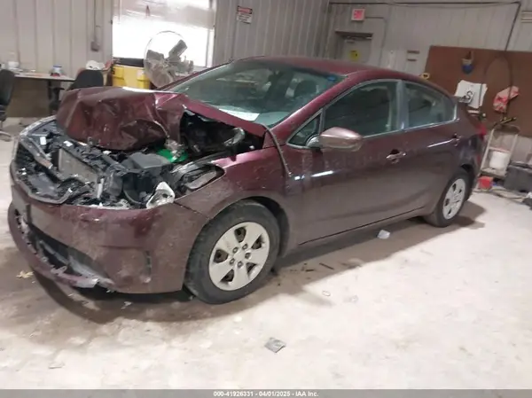 3KPFK4A78HE129551 2017 KIA FORTE - Image 2