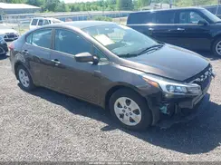 3KPFK4A78HE137889 2017 KIA FORTE