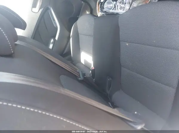 3KPFK4A78HE137889 2017 KIA FORTE - Image 8
