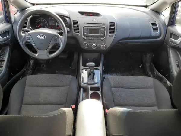 3KPFK4A78HE148116 2017 KIA FORTE - Image 8