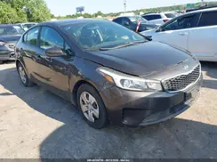 3KPFK4A78HE158368 2017 KIA FORTE