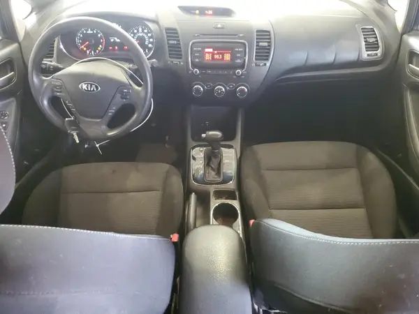 3KPFK4A78HE158449 2017 KIA FORTE - Image 8
