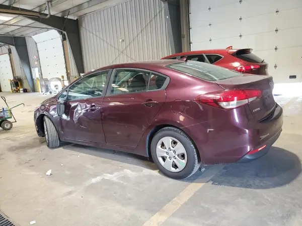 3KPFK4A78JE170316 2018 KIA FORTE - Image 2