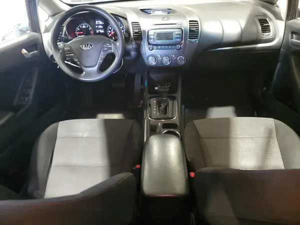 3KPFK4A78JE170316 2018 KIA FORTE - Image 8