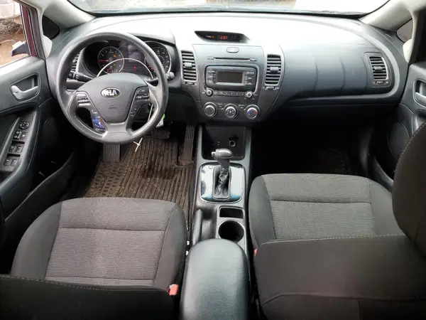 3KPFK4A78JE190159 2018 KIA FORTE - Image 8