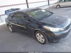 3KPFK4A78JE192770 2018 KIA FORTE