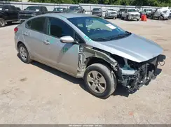 3KPFK4A78JE193207 2018 KIA FORTE