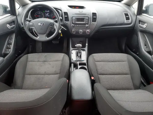 3KPFK4A78JE212080 2018 KIA FORTE - Image 8