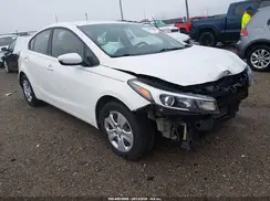 3KPFK4A78JE213701 2018 KIA FORTE