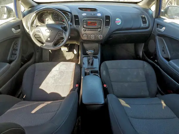3KPFK4A78JE213911 2018 KIA FORTE - Image 8