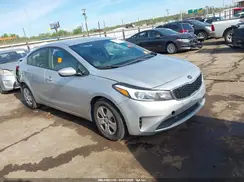3KPFK4A78JE219210 2018 KIA FORTE
