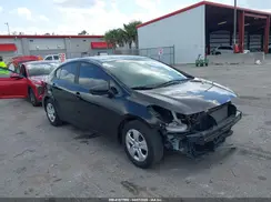 3KPFK4A78JE227114 2018 KIA FORTE