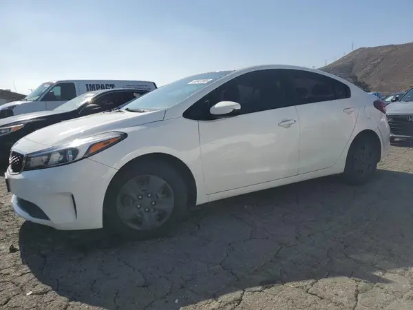 3KPFK4A78JE234659 2018 KIA FORTE - Image 1