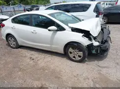3KPFK4A78JE243488 2018 KIA FORTE