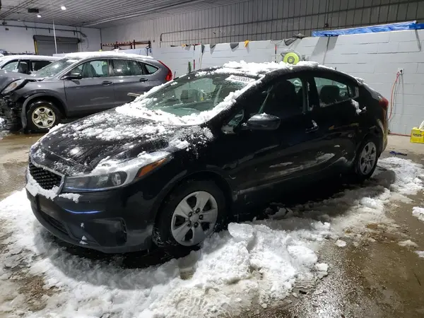 3KPFK4A78JE246827 2018 KIA FORTE - Image 1
