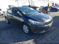 3KPFK4A78JE248433 2018 KIA FORTE