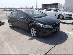 3KPFK4A78JE256581 2018 KIA FORTE