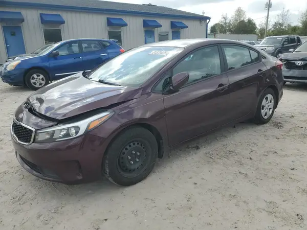 3KPFK4A78JE259190 2018 KIA FORTE - Image 1