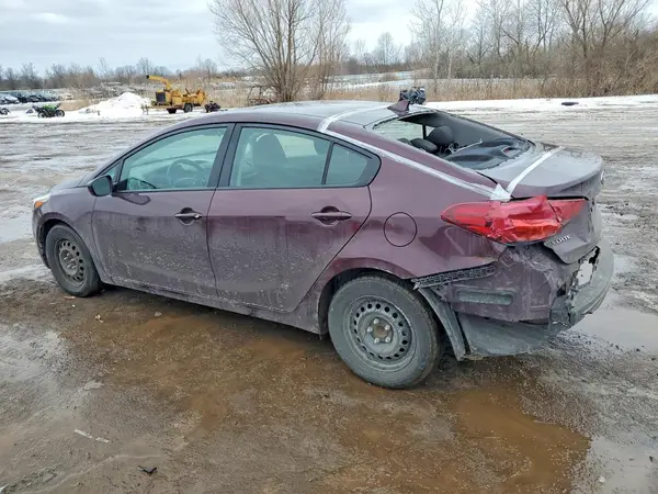 3KPFK4A78JE260419 2018 KIA FORTE - Image 2