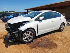 3KPFK4A78JE268004 2018 KIA FORTE