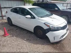 3KPFK4A78JE275826 2018 KIA FORTE