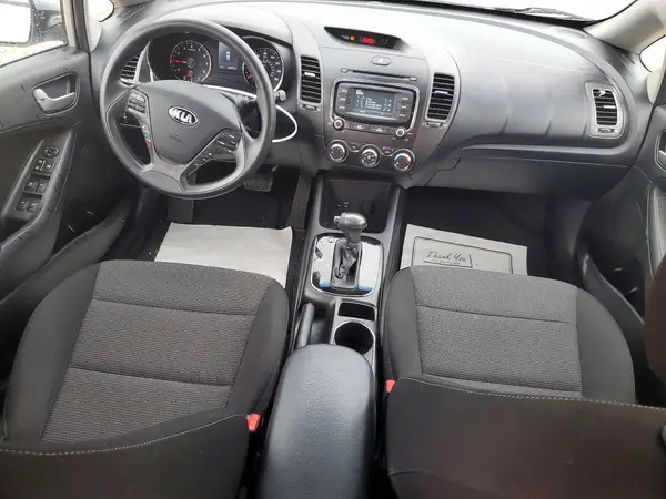 3KPFK4A78JE276541 2018 KIA FORTE - Image 8