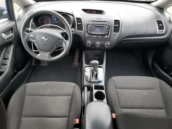 3KPFK4A78JE280282 2018 KIA FORTE - Image 8