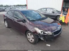 3KPFK4A78JE282369 2018 KIA FORTE