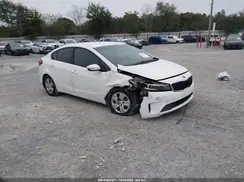 3KPFK4A78JE284820 2018 KIA FORTE
