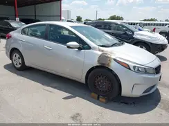 3KPFK4A79HE012979 2017 KIA FORTE