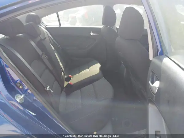 3KPFK4A79HE024632 2017 KIA FORTE - Image 8